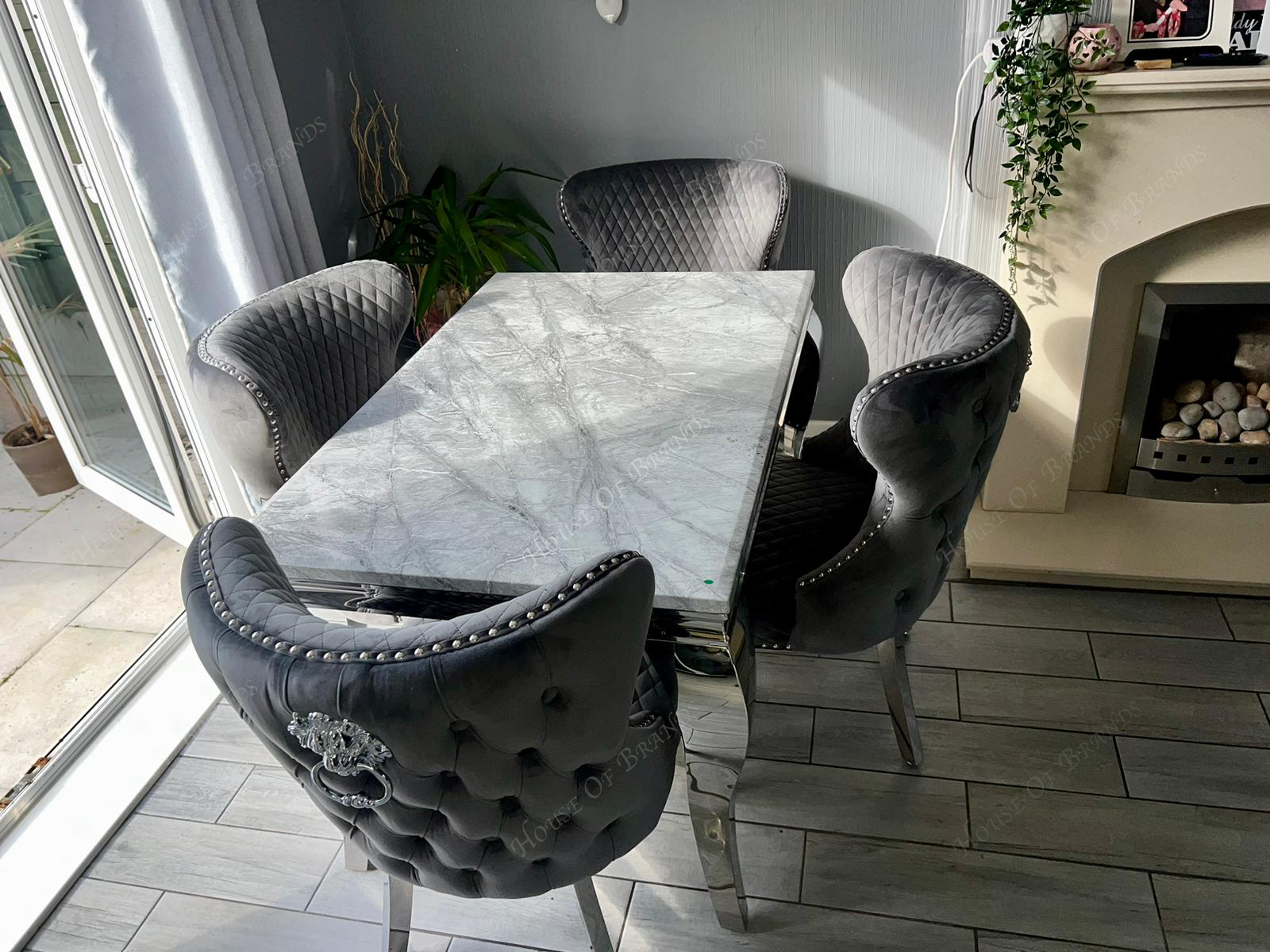 120cm Louis Marble Dining Table with 4 Valentino Knockerback Velvet Chairs