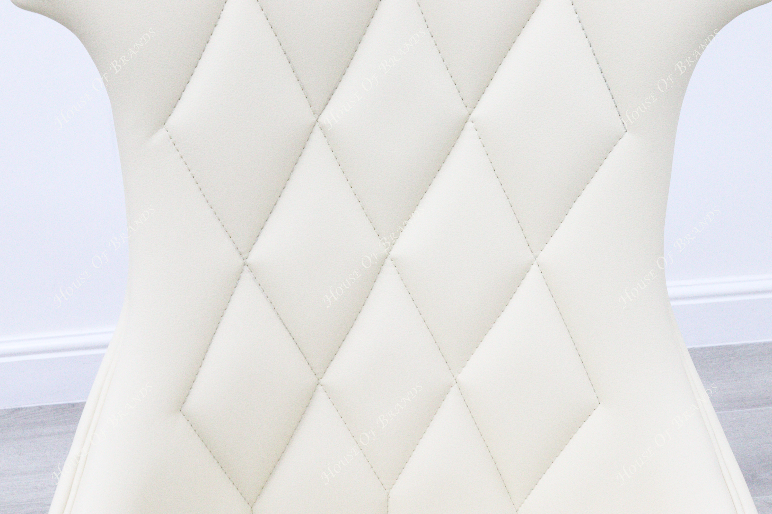 Tremiti Cream Leather Chair