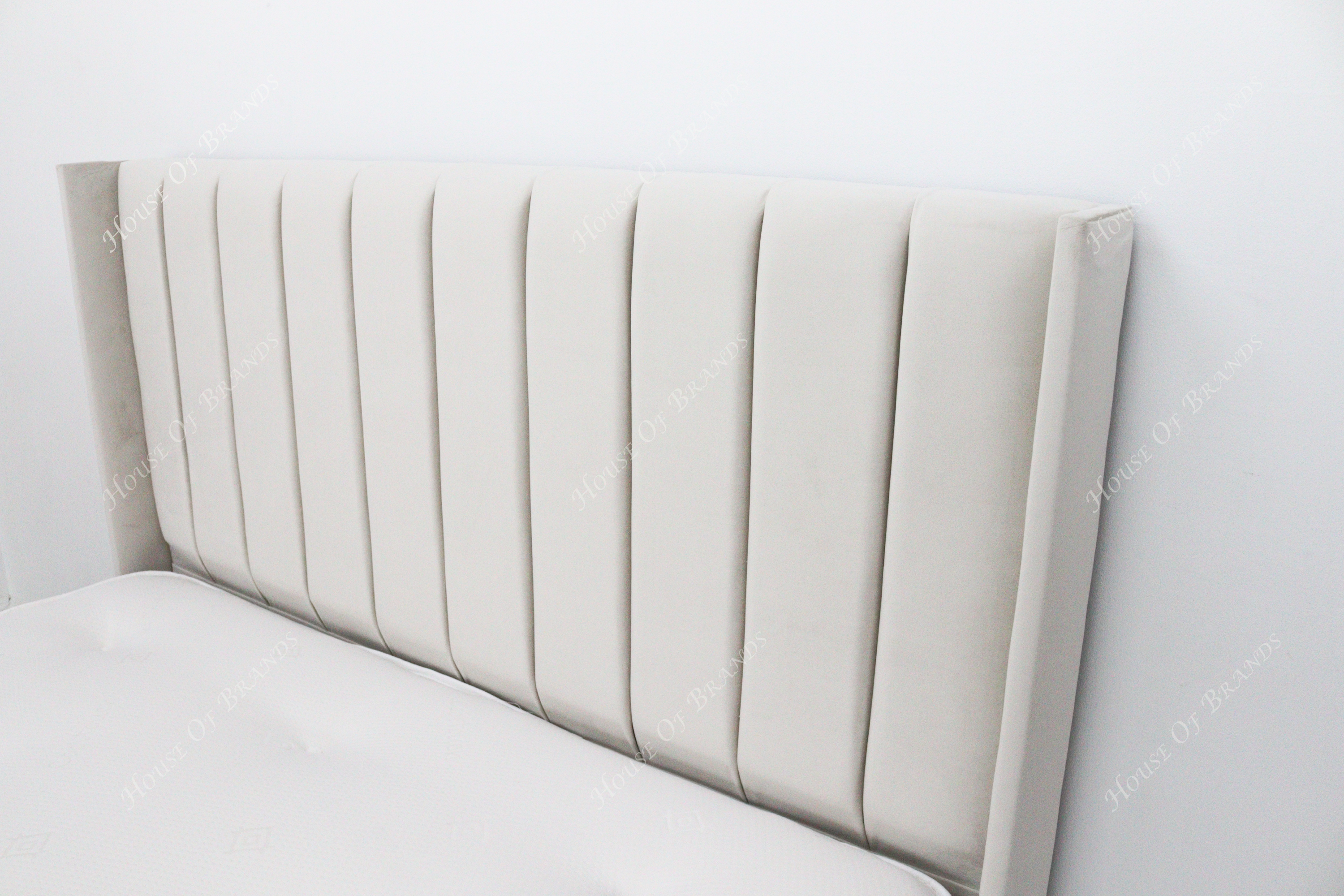 Iowa Winged Ottoman Storage Bed