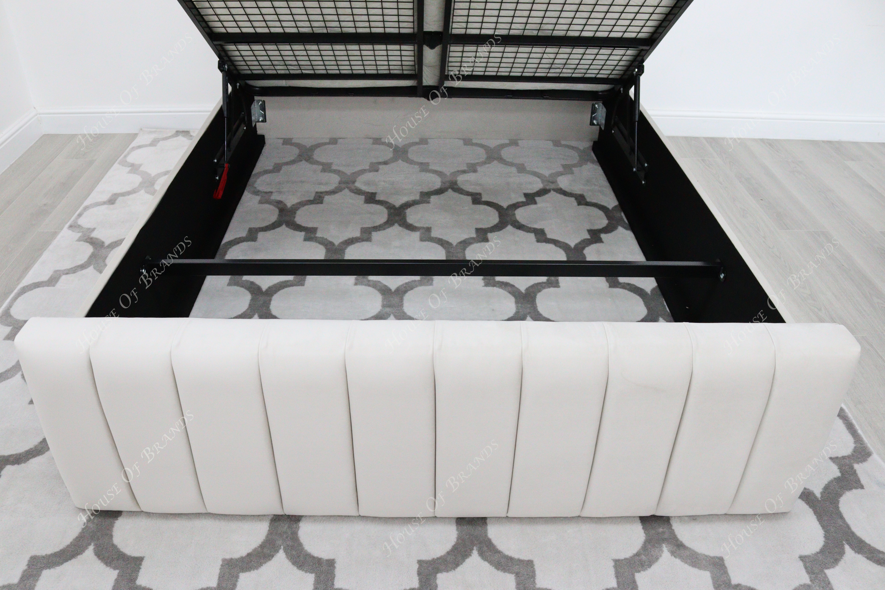 Iowa Winged Ottoman Storage Bed