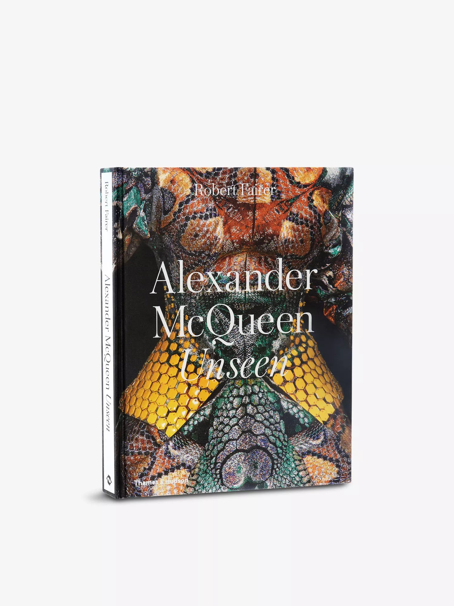 THAMES & HUDSON Alexander McQueen: Unseen