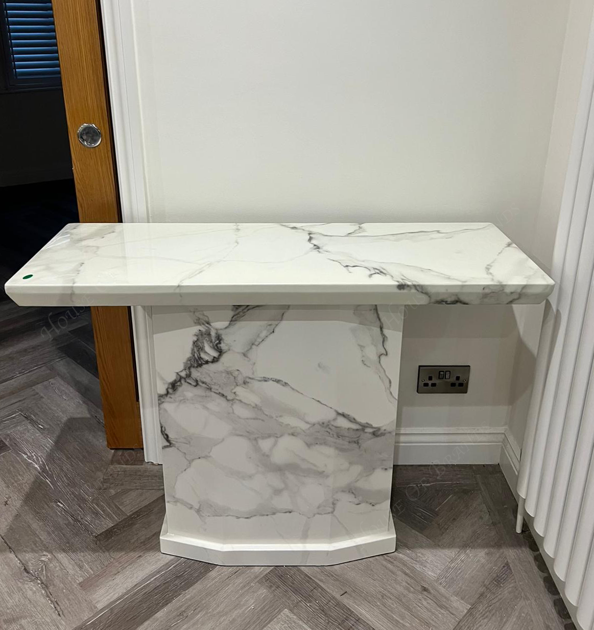 Nero white marble accent table deals