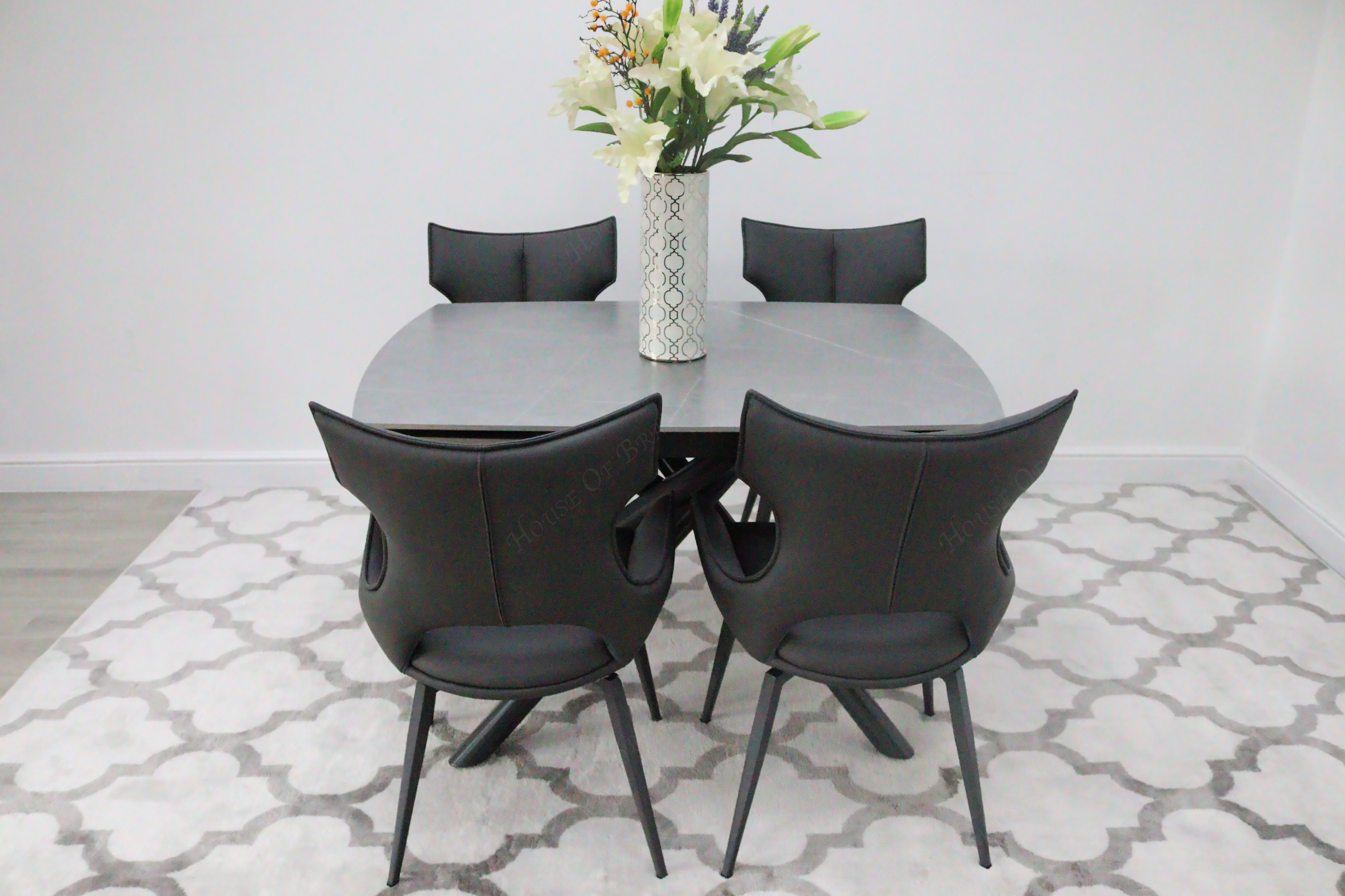 Giovanni 120-180cm Extendable Ceramic Dining Table with Grey Rafaello Dining Chair