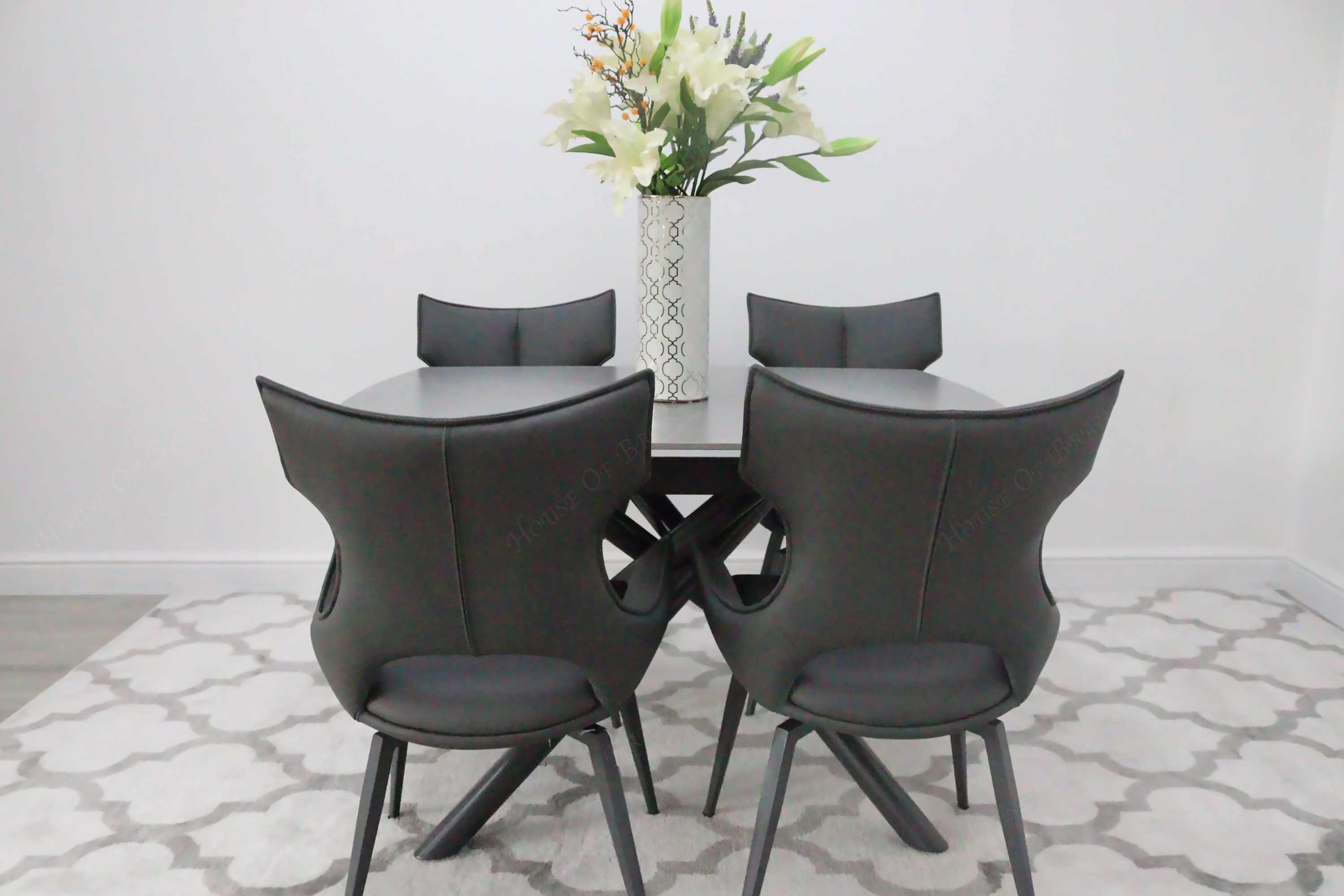 Giovanni 120-180cm Extendable Ceramic Dining Table with Grey Rafaello Dining Chair