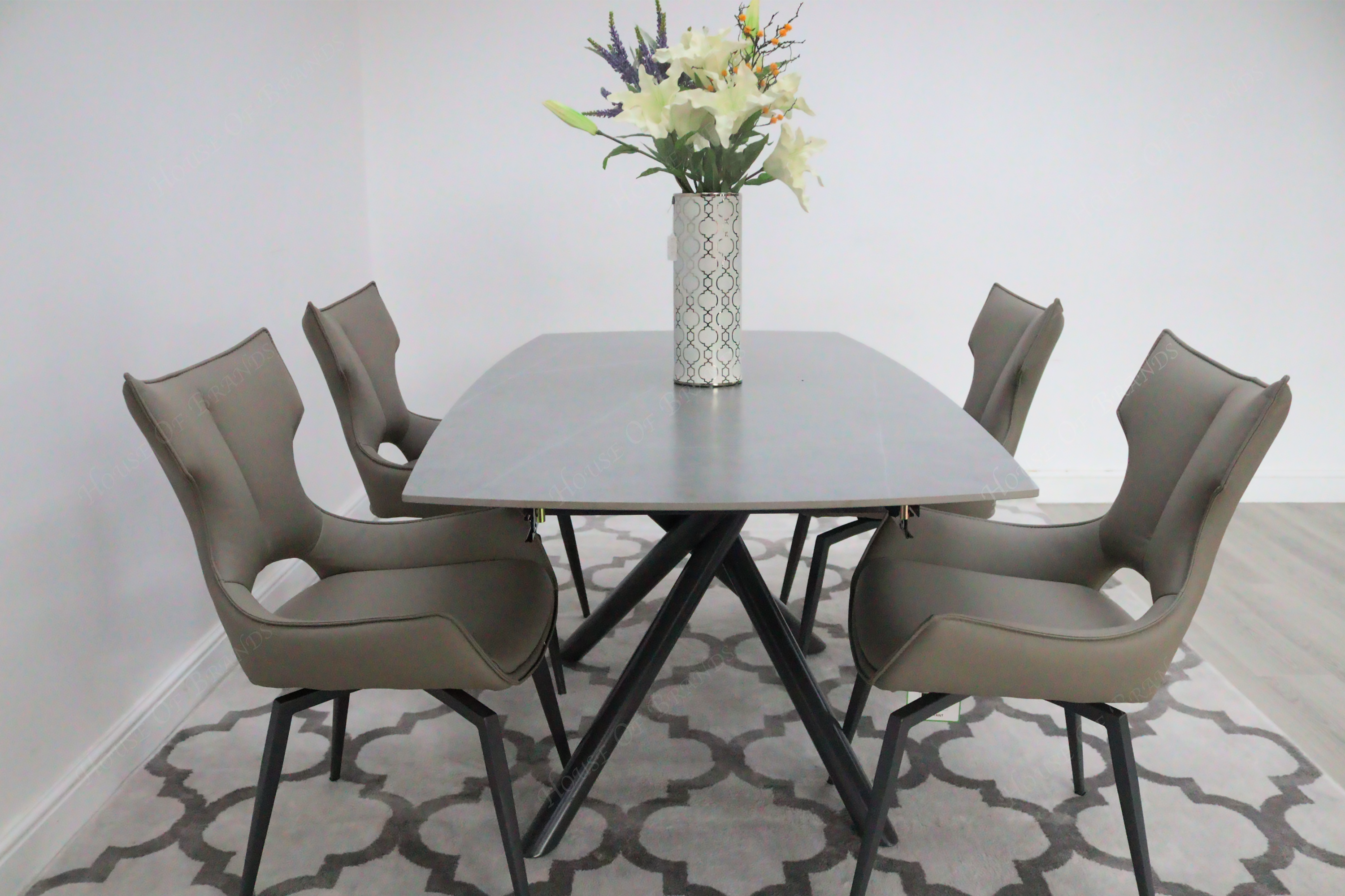 Giovanni 120-180cm Extendable Ceramic Dining Table with Taupe Rafaello Dining Chair