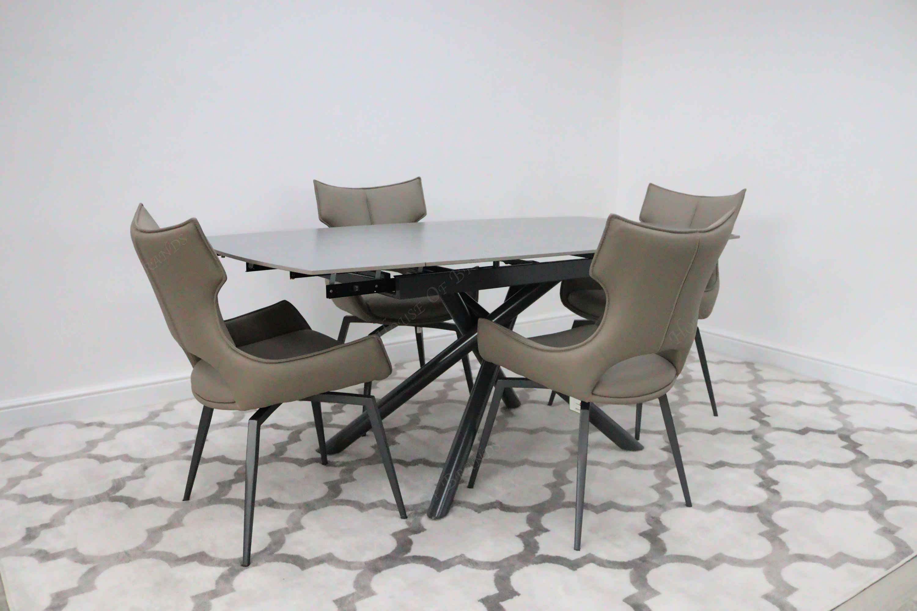 Giovanni 120-180cm Extendable Ceramic Dining Table with Taupe Rafaello Dining Chair