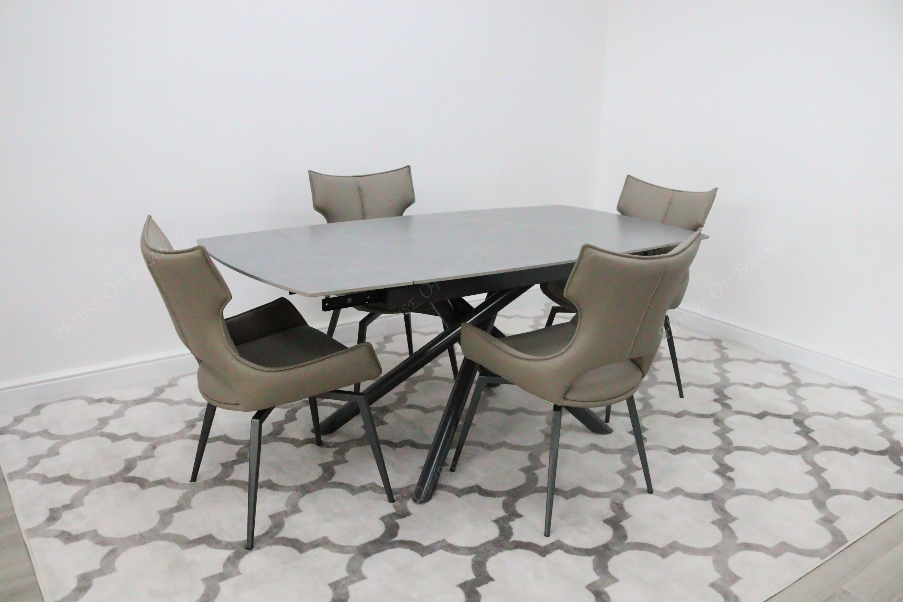 Giovanni 120-180cm Extendable Ceramic Dining Table with Taupe Rafaello Dining Chair