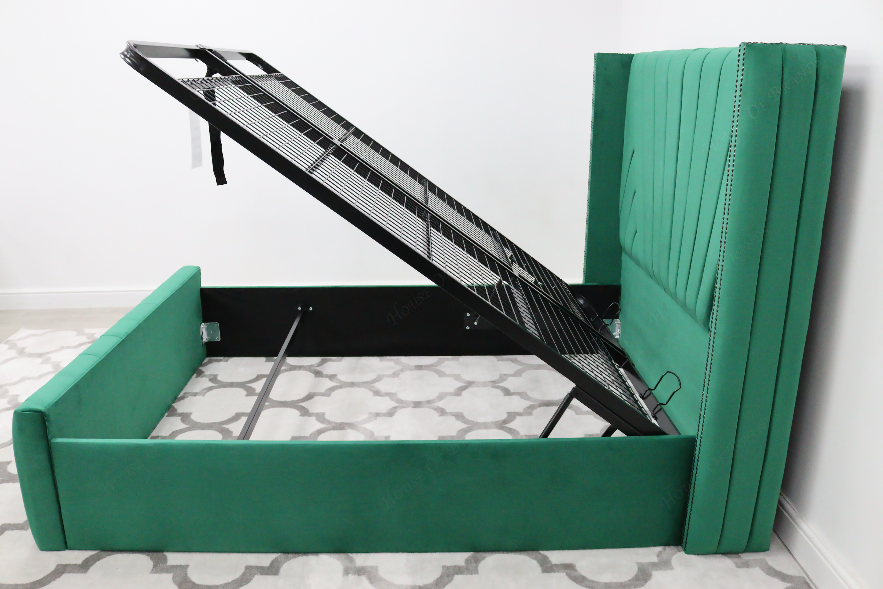 Los Angeles Ottoman Storage Bed