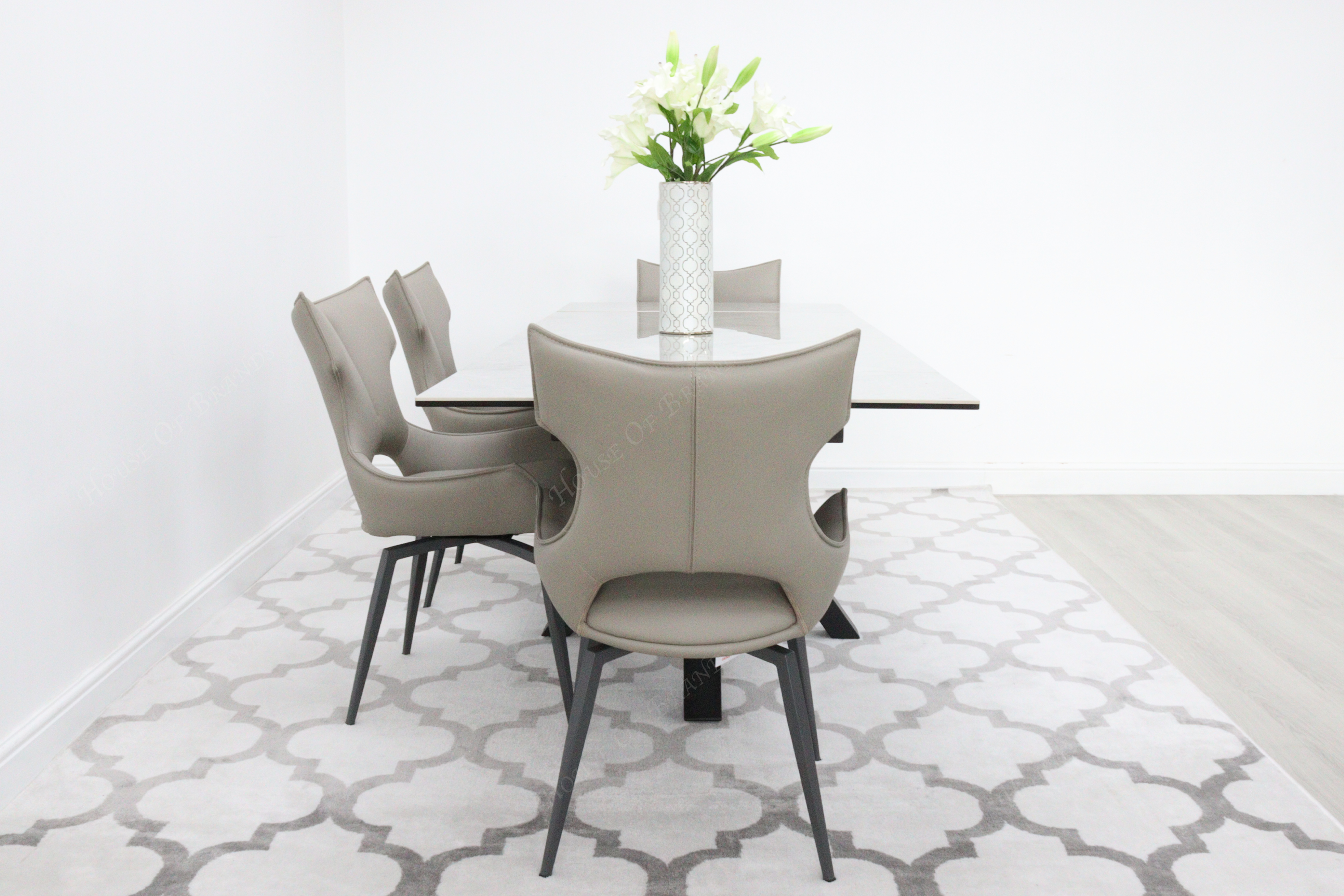 Phoenix Extendable Ceramic Dining Table with 4 Taupe Rafaello Swivel Dining Chairs