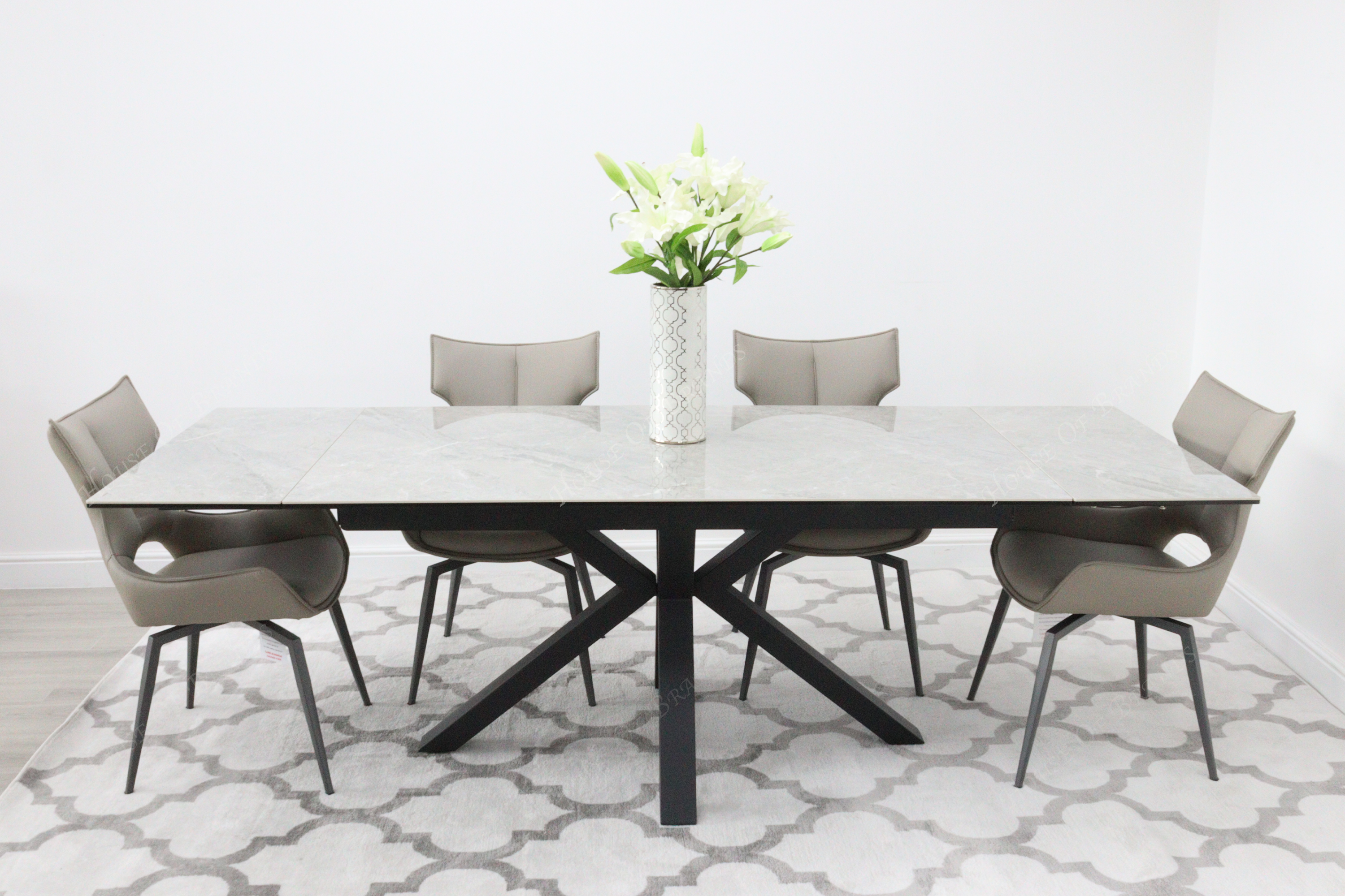 Phoenix Extendable Ceramic Dining Table with 4 Taupe Rafaello Swivel Dining Chairs