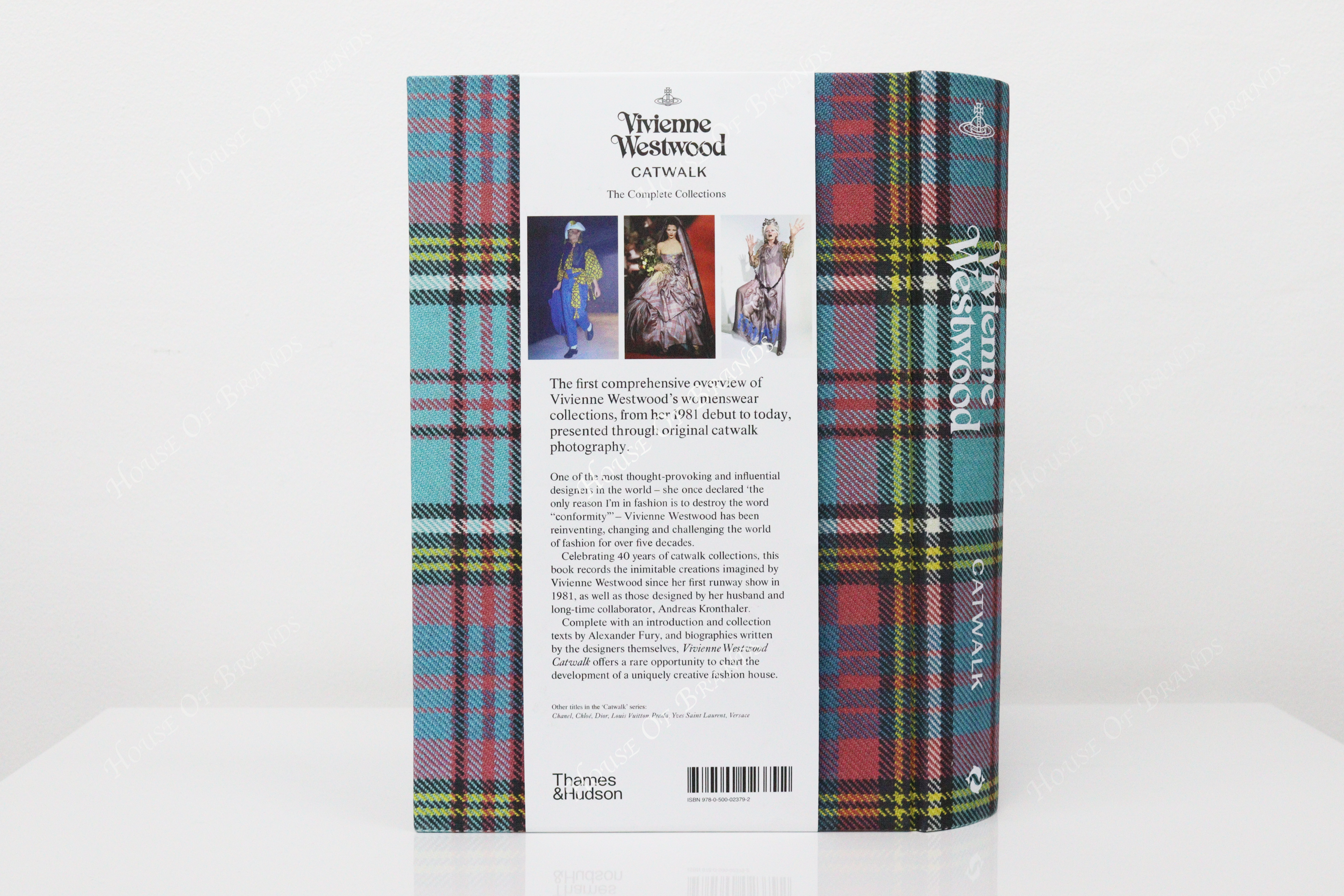 THAMES & HUDSON Vivienne Westwood Catwalk fashion book
