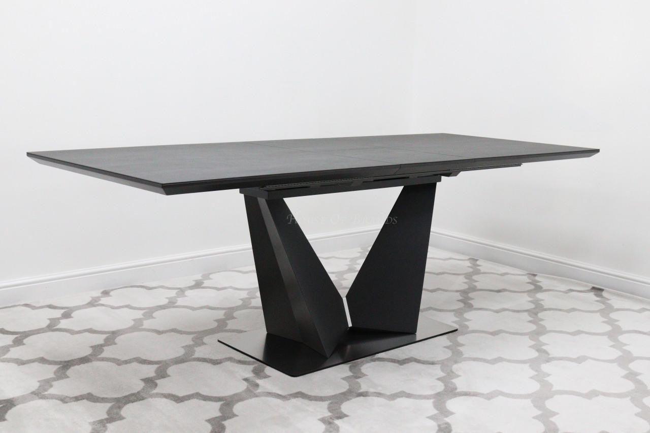 House Of Brands Windsor Extendable Table