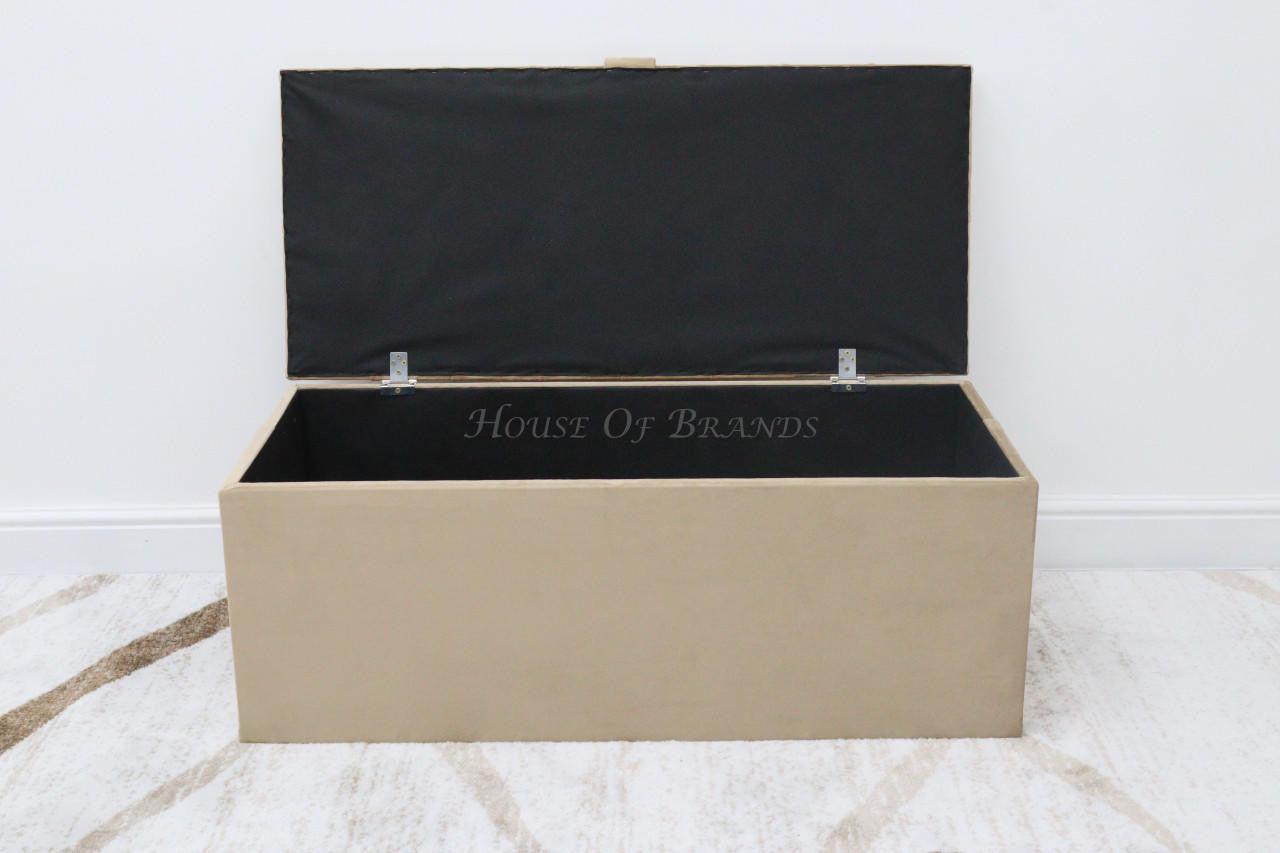 House Of Brands Tufted Ottoman Box