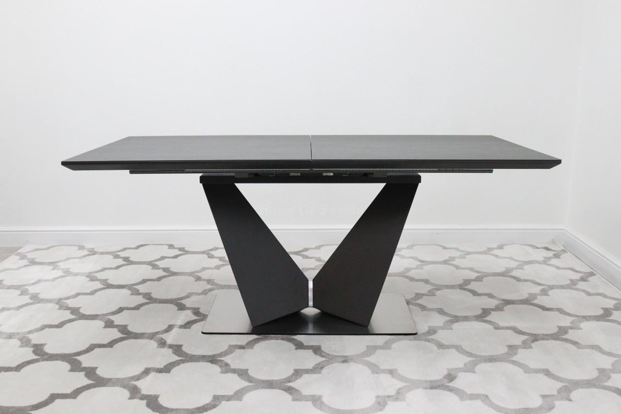 House Of Brands Windsor Extendable Table 