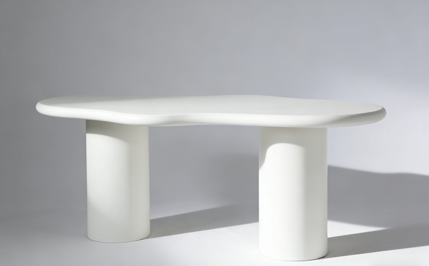 Valillian Dining Table
