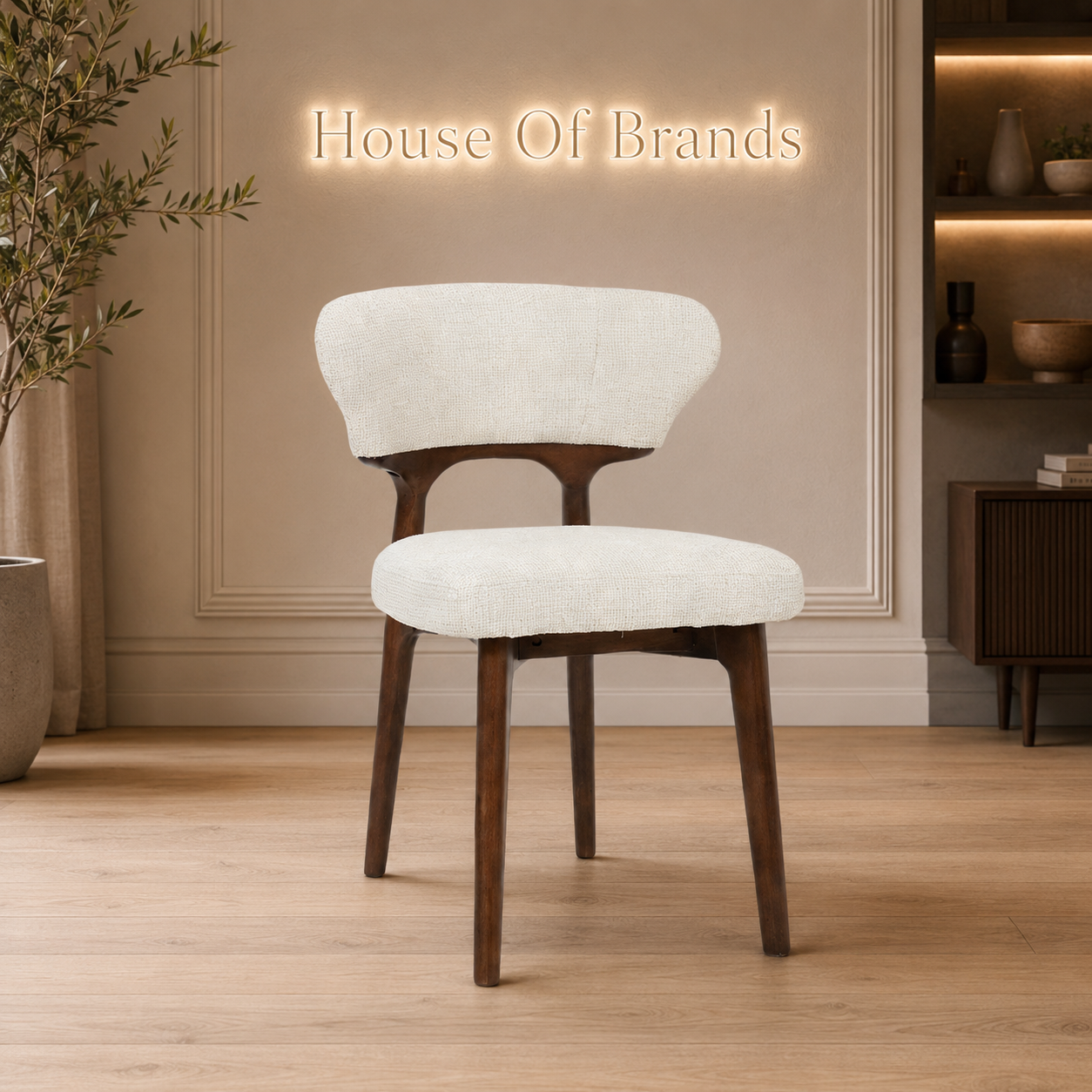 Sienera Walnut & Pandora Vendome Dining Set with 4 Lucy Chairs