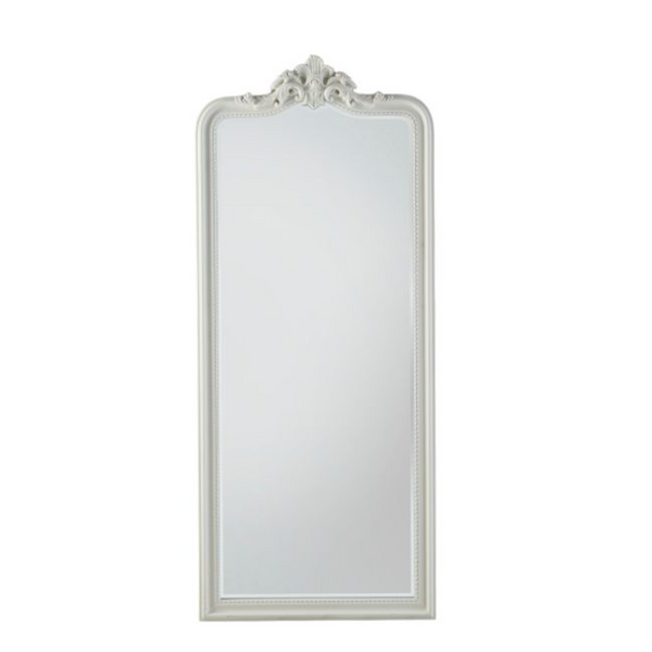 Cagney White Mirror