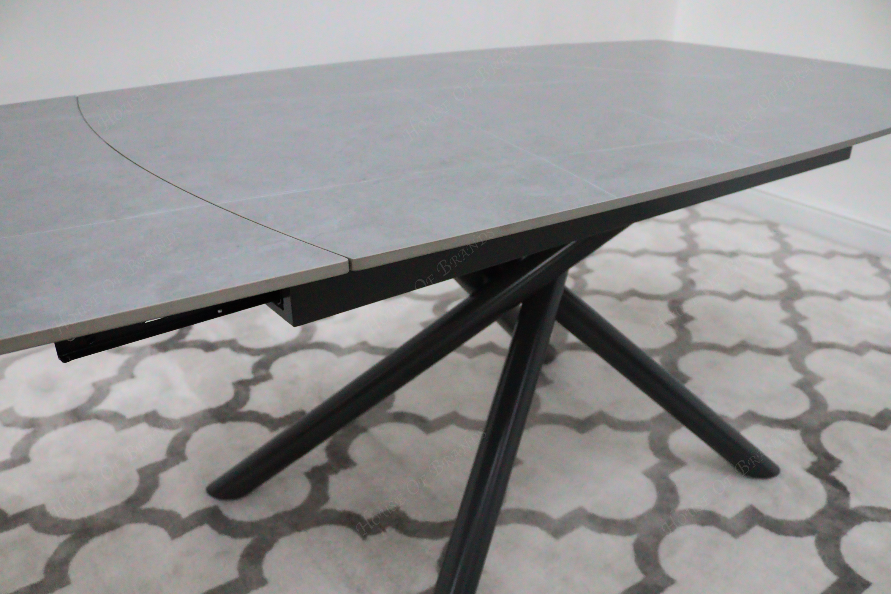 120cm-180cm Giovanni Ceramic Extendable Dining Table