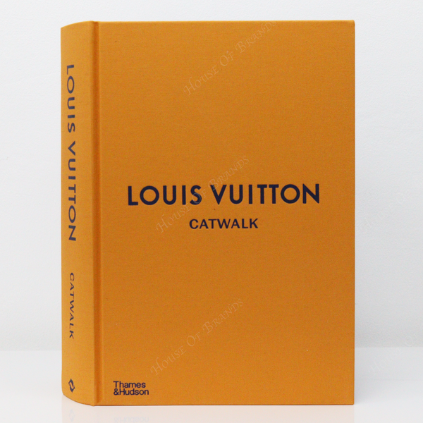 THAMES & HUDSON Louis Vuitton Catwalk fashion book
