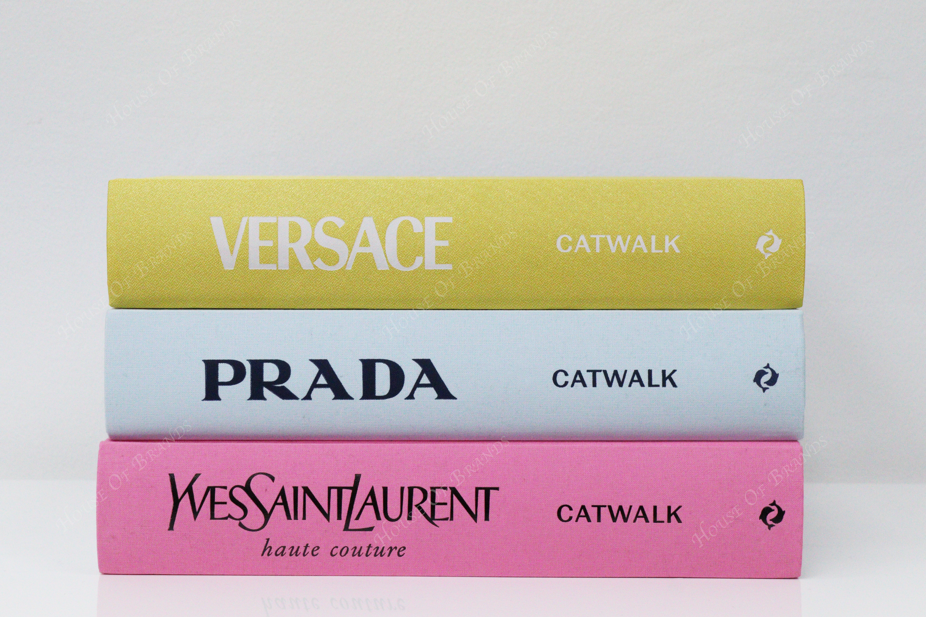 THAMES & HUDSON Yves Saint Laurent Catwalk fashion book