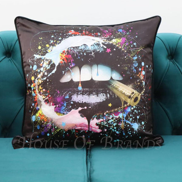Lips Black Cushion