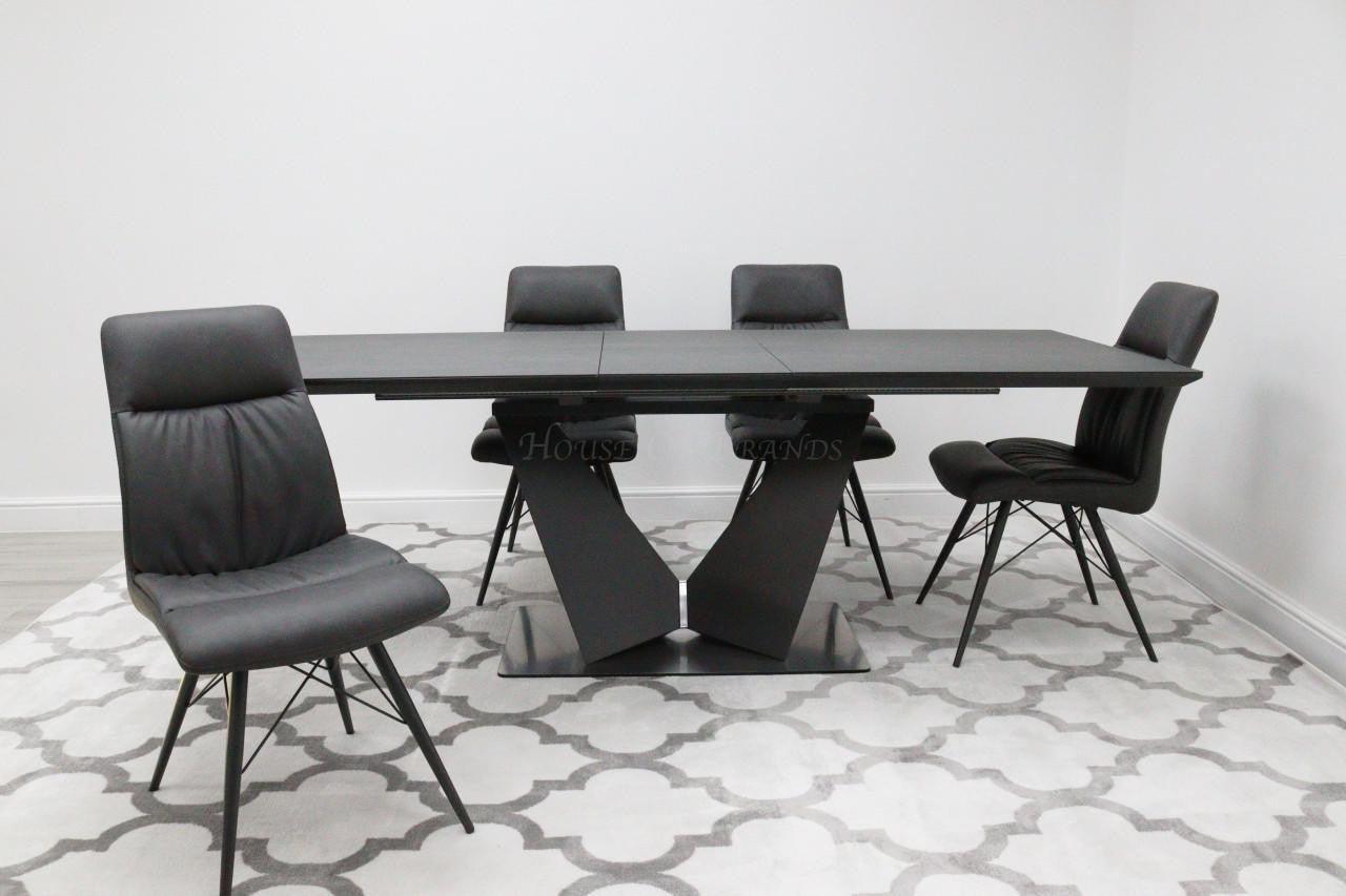 House Of Brands Windsor Extendable Table & Alanya Chairs 