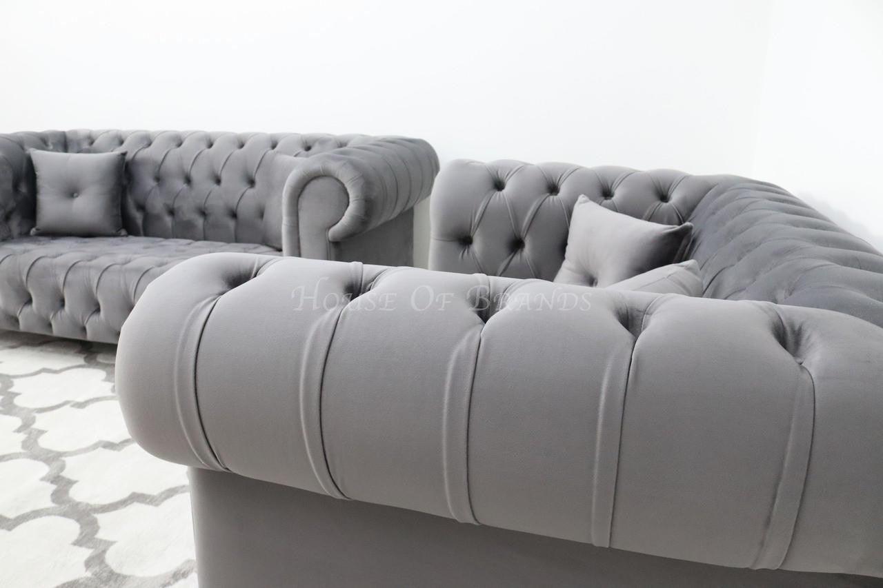 House Of Brands Chesterfield Upholstered Seating 